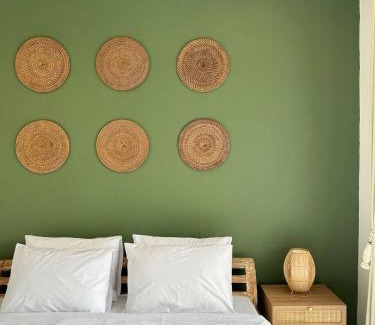 Suraberata Villa | Clover Cove Villa
