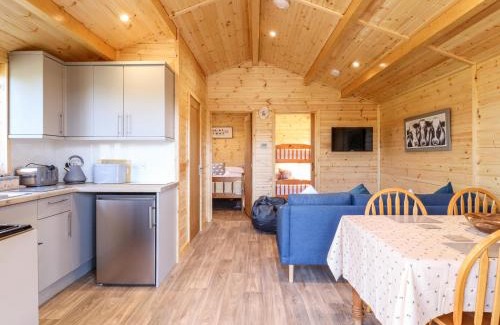 Theberton House | Clover Lodge