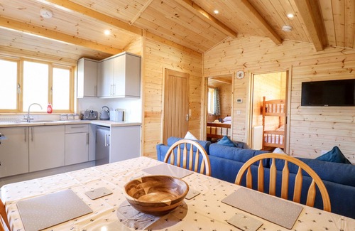 Theberton Cottage | Clover Lodge