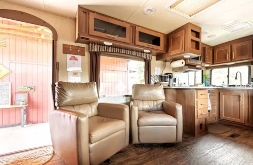 Clovis House | Clovis Country RV Camper #2