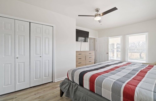 Concord House | CLT Speedway Getaway: 4BD/2BA | Concord