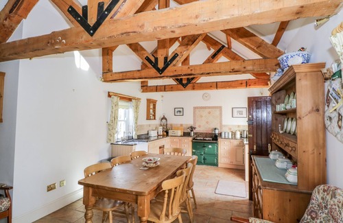 Kilkelly Cottage | CLUAINCARRAIG, pet friendly, with open fire in Kilkelly, County Mayo