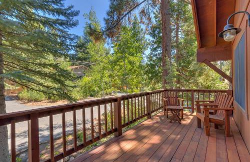 Lake Forest House | Club 151 at Dollar Point by Tahoe Getaways - Pet-Friendly 4BR w Hot Tub & Fenced Yard