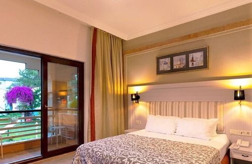 Goynuk Resort | Club Boran Mare Beach - All Inclusive