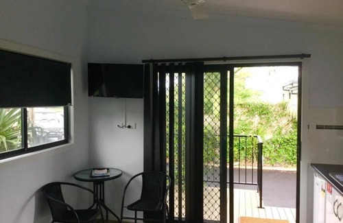 Byron Bay Cabin | Club Byron Accommodation - In the heart of Byron Bay