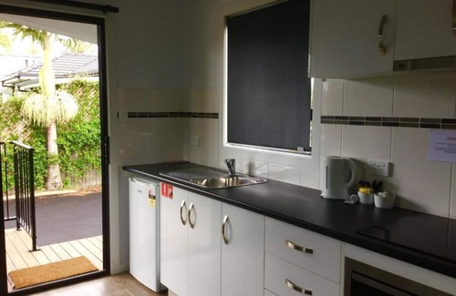 Byron Bay Cabin | Club Byron Accommodation - In the heart of Byron Bay