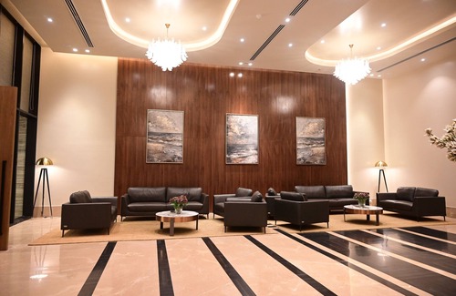 Pune Hotel | Club Charholi
