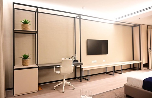 Pune Hotel | Club Charholi