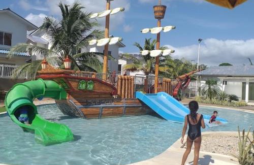 Tumba Vieja Resort | Club free Vacation House Playa and Pool house