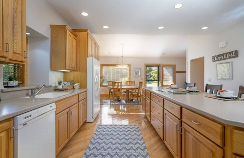 Clymer Condo | Club Home on slopes Ski in/Ski Out.