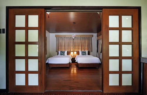 Moalboal Hotel | Club Serena Resort