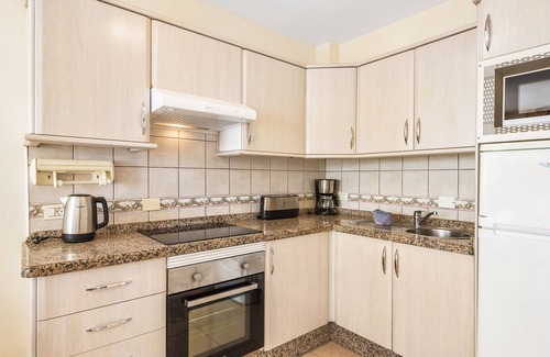 Los Cristianos Apartment | Club Tenerife