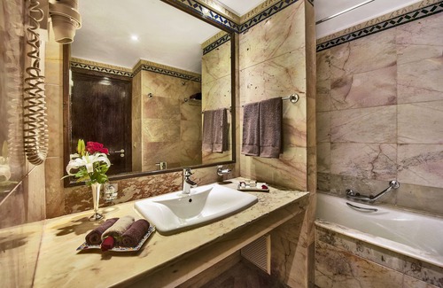 Ain Diab Hotel | Club Val D Anfa