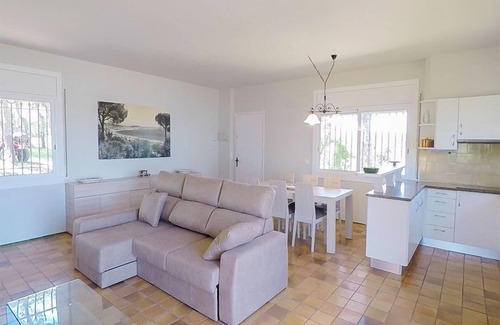 Calonge Villa | Club Villamar - Quietly situated three-bedroom villa with private swimming pool and spectacular v.