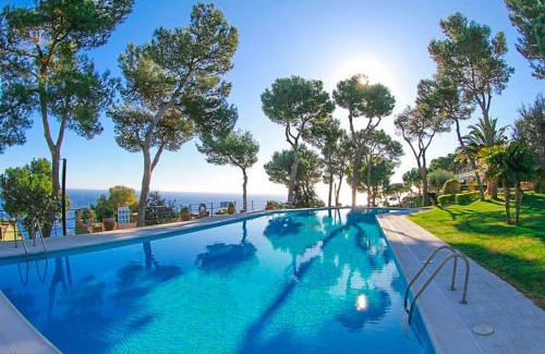 Llafranc Villa | Club Villamar - El Far