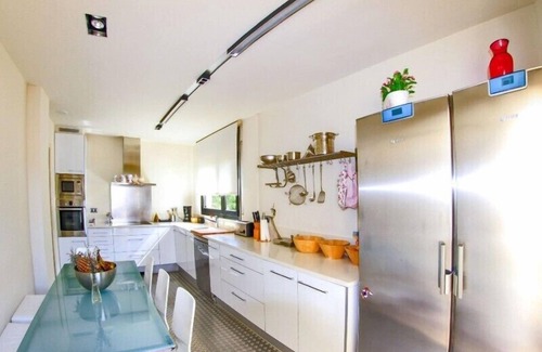 Mont-Ras Villa | Club Villamar - Fully detaches 8-persons vila, ideal for families at only 4 kilometers away from .