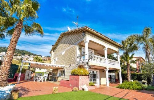 Pineda de Mar Villa | Club Villamar - Isabeleta