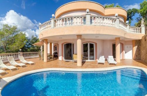 Tossa de Mar Villa | Club Villamar - Riffelt