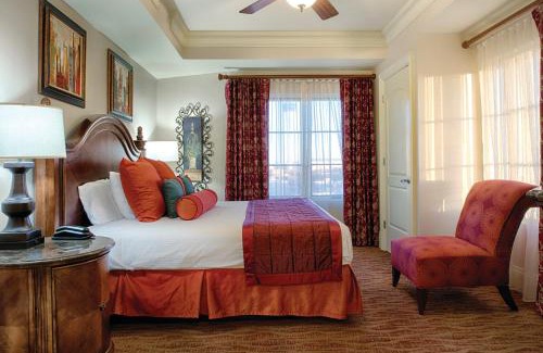 Downtown San Antonio Resort | Club Wyndham La Cascada