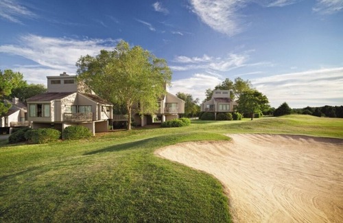 Fairfield Bay Condo | Club Wyndham Resort at Fairfield Bay, Arkansas, 1 Bedroom Deluxe Suite