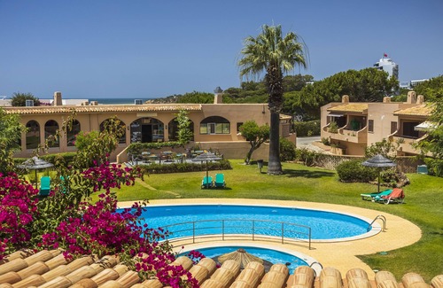 Olhos D'Agua Apartment | Clube Maria Luisa