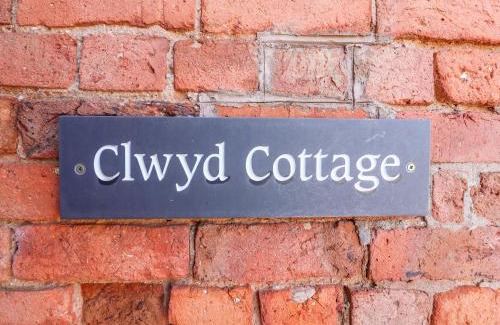 Saint Asaph House | Clwyd Cottage