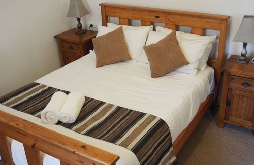 Parkside Cottage | Clyde's Cottage (Parkside)