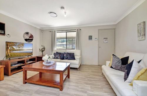 Lovedale House | Clydesdale Cottage on Talga