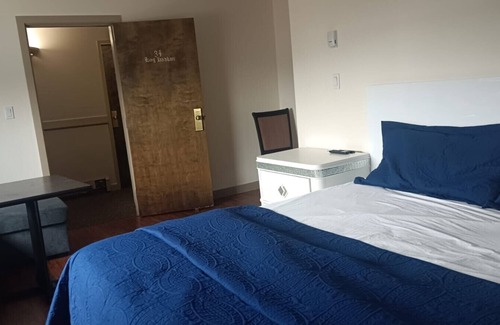 Surrey Hotel | Clydesdale Inn