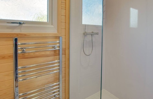 Ruthin Ski Chalet | Clywedog in the beautiful Ruthin