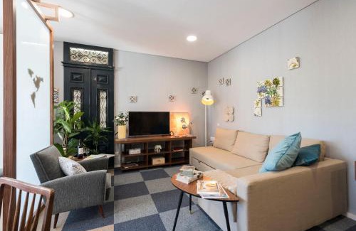 Paranhos Apartment | CN150 boutique studio, charming flat