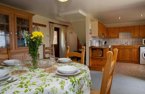 Goodwick Cottage | Cnwc Y Bran, Fishguard