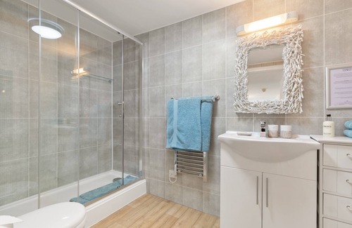 Tenby Bed & Breakfast | Coach Guest House