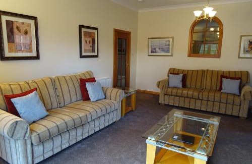 Perth House | Coach House 4