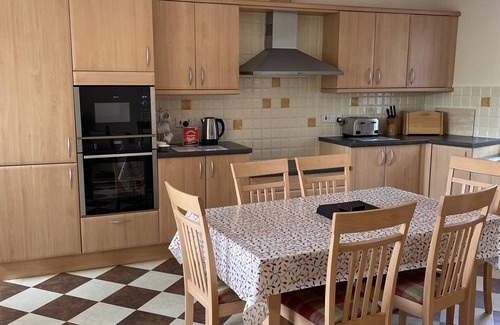 Perth Cottage | COACH HOUSE 4, pet friendly, with a garden in Perth