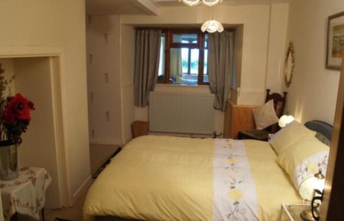 Black Torrington Apartment | Coach House Cottage