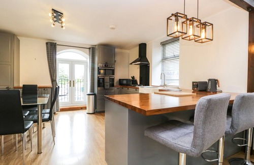 Arnside Cottage | COACH HOUSE, family friendly, character holiday cottage in Arnside
