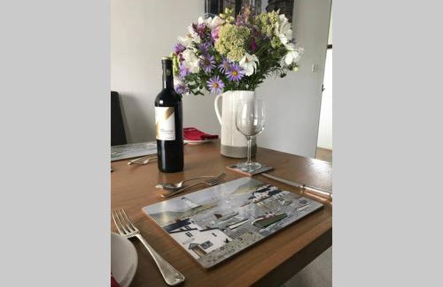 Aylesbury Apartment | Coach House