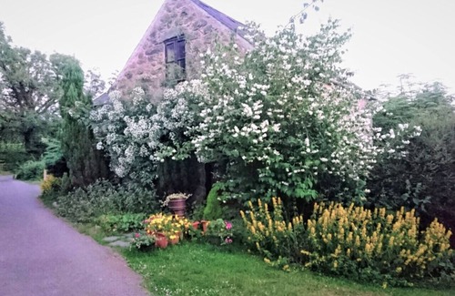 Dolgellau House | Coach House - Two Bedroom House, Sleeps 4