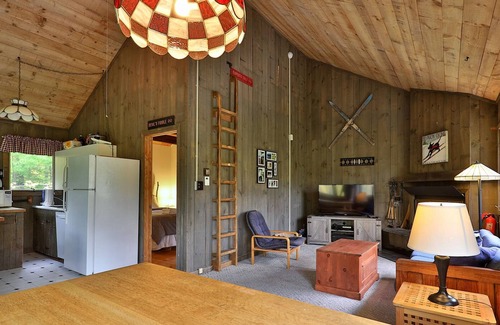Killington House | Coach Road Duplex - Left Side by Killington Vacation Rentals