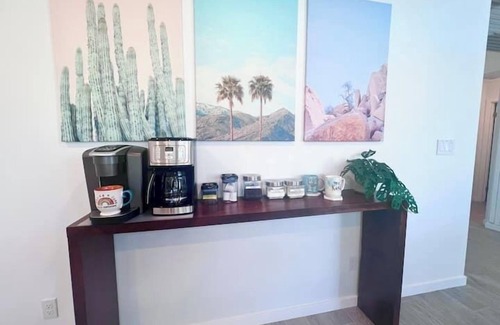 Desert Hot Springs House | Coachella Festivals & Summer Specials, inquire!Putting Green, Bocce, large yard.