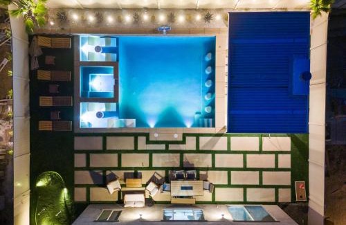 Coachella House | Coachella Luxe Oasis 6BR Resort Self Check-in