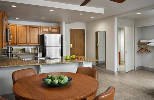 Cathedral City Resort | COACHELLA & STAGECOACH ACCOMMODATIONS at the Hyatt Vacation Club Desert Oasis
