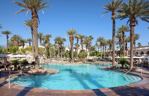 Rancho Mirage Villa | Coachella Villa with Hotel Style Amenities - Pool, Linens, Minutes to Festival