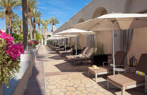 Rancho Mirage Villa | Coachella Villa with Hotel Style Amenities - Pool, Linens, Minutes to Festival