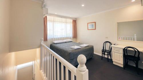 Parkes Hotel | Coachman Hotel Motel