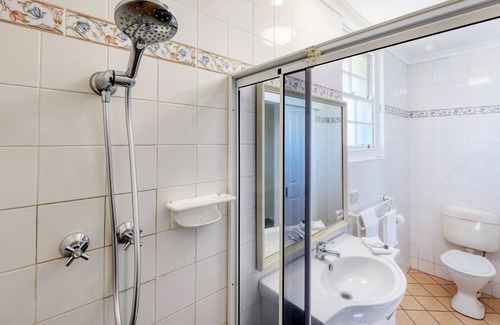 Parkes Hotel | Coachman Hotel Motel
