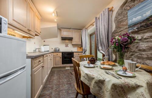 St Brides House | Coachmans Cottage