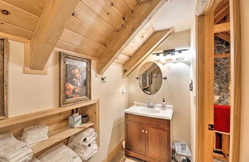 Coalmont Cabin | Coalmont Cabin < 10 Miles to Hiking & Fishing