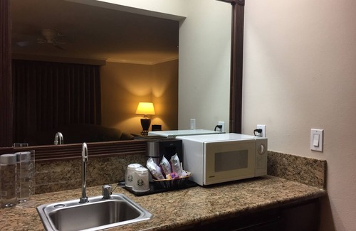 Burbank Hotel | Coast Burbank Hotel